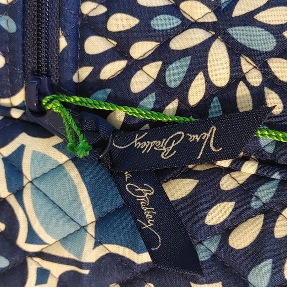 NWT VERA BRADLEY HIPSTER PETAL SPLASH CROSSBODY BAG - Picture 2 of 11